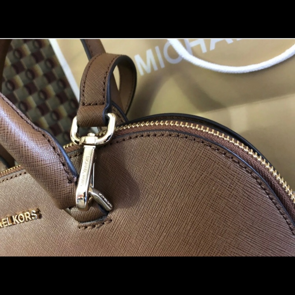 NWT Michael Kors gorgeous brown leather classic - Picture 5 of 8